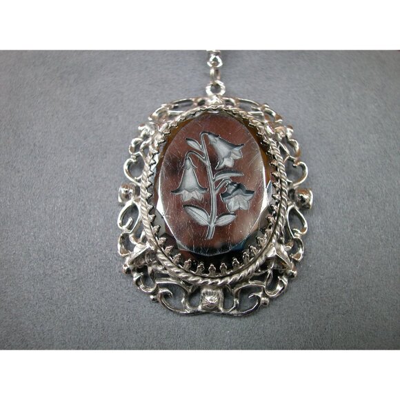 1970's  Whiting & Davis Silver Tone Necklace With Etched Floral Design - Picture 4 of 7